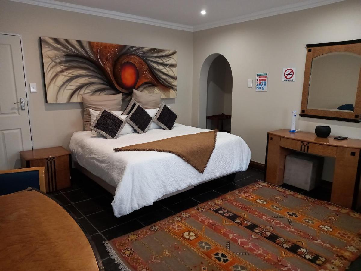 Troas Boutique Hotel Vanderbijlpark Bagian luar foto